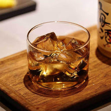 Load image into Gallery viewer, Mountain Whiskey Glass with Wooden Base Rocks Beer Set